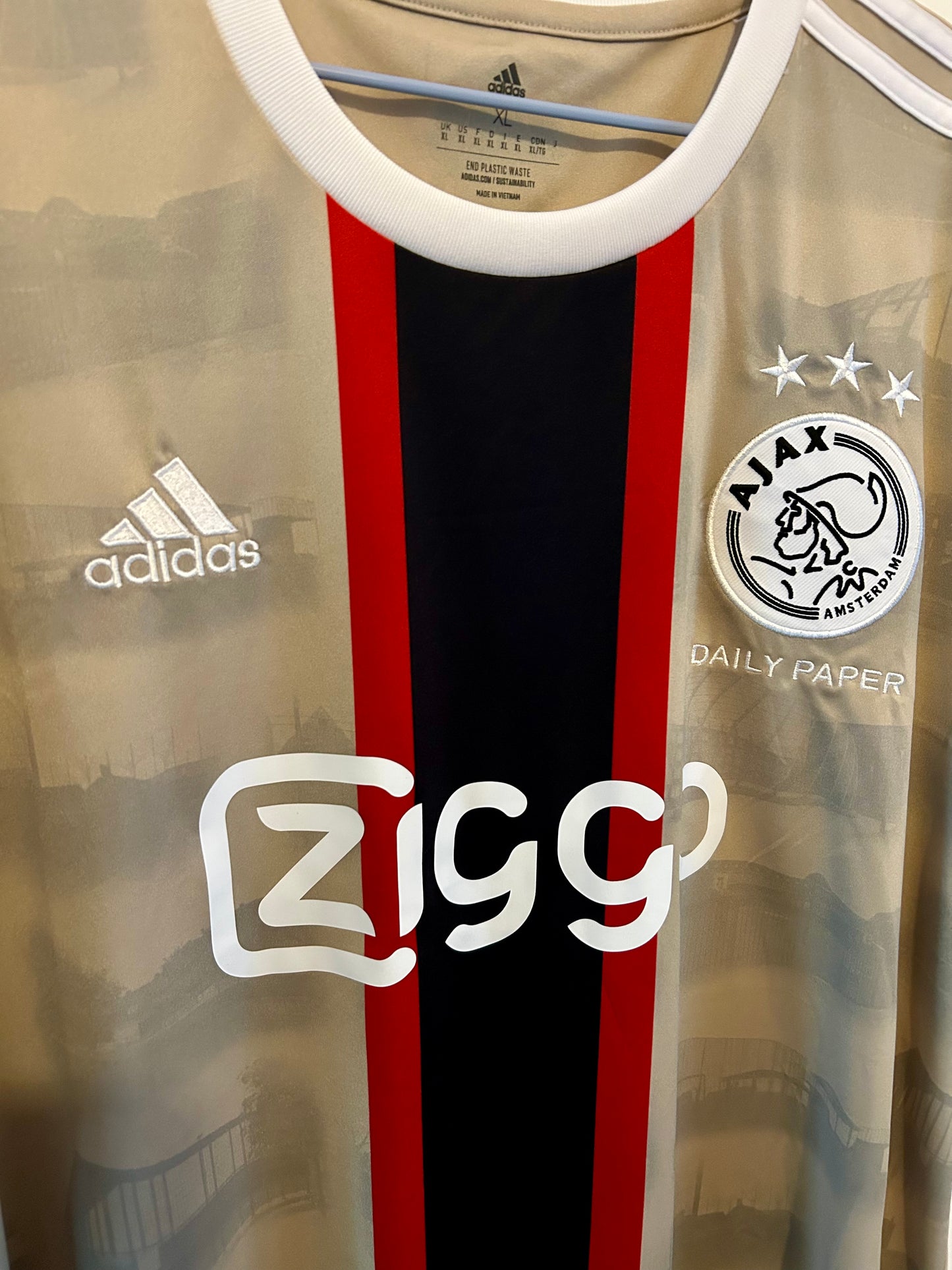 Ajax 2022/2023 Daily Paper Special Third Jersey (XL) 10/10
