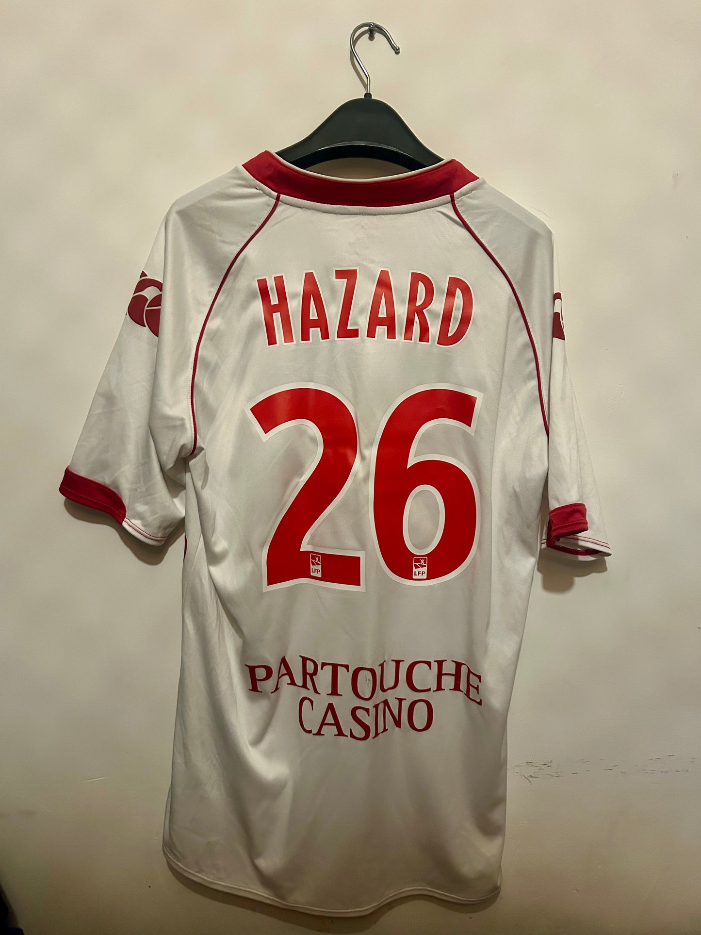 Hazard No26 - Lille 03/04 Away (M) 8/10
