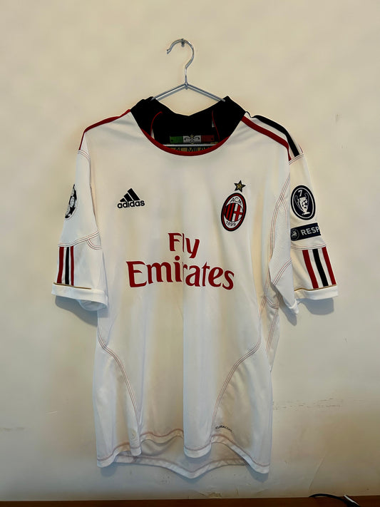 Ronaldinho No80 - AC Milan 2010/2011 Away Jersey (M) 10/10